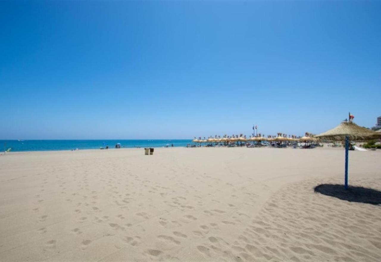 Beach Apartment Montemarcarihuela Torremolinos Extérieur photo