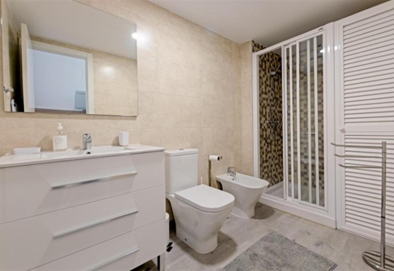 Beach Apartment Montemarcarihuela Torremolinos Extérieur photo